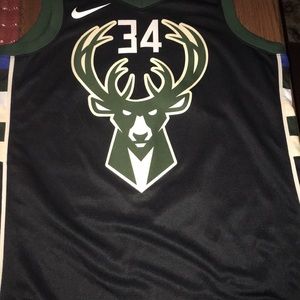 Nike Giannis Antetokounmpo Men’s Jersey
